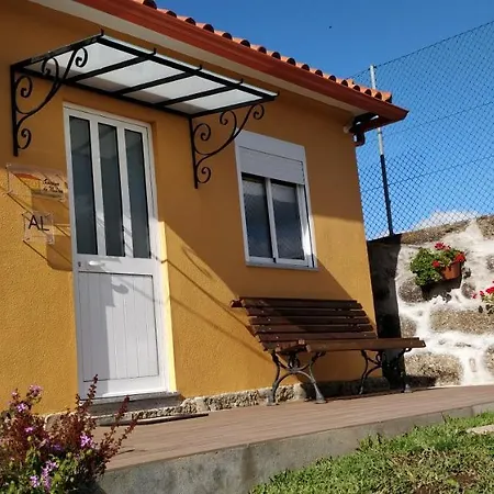 Casinhas De Medros *