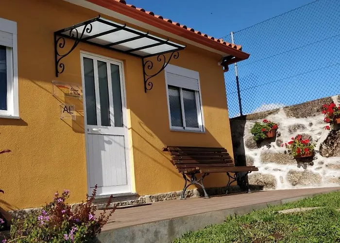 Casinhas De Medros *